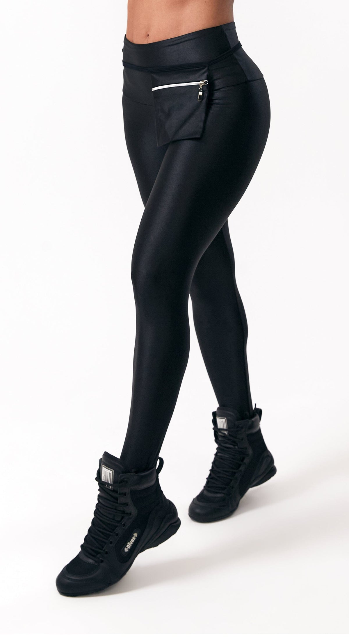 Legging - The Essential Black With Pockets